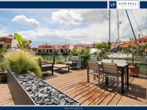 Крыша/земля в Каорле