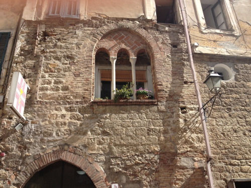 Enrumslägenhet i Ventimiglia
