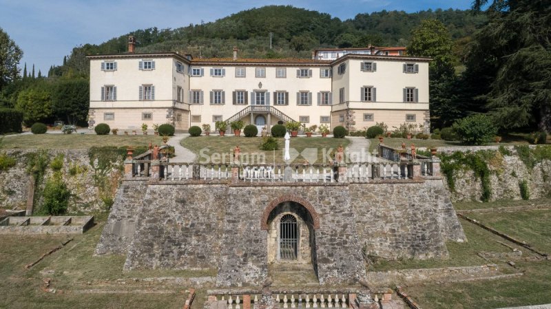 Villa in Lucca