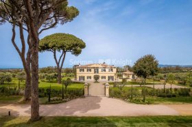 Вилла в Кастаньето-Кардуччи