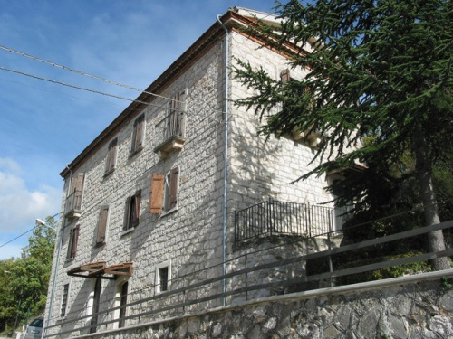 Villa in Sessano del Molise