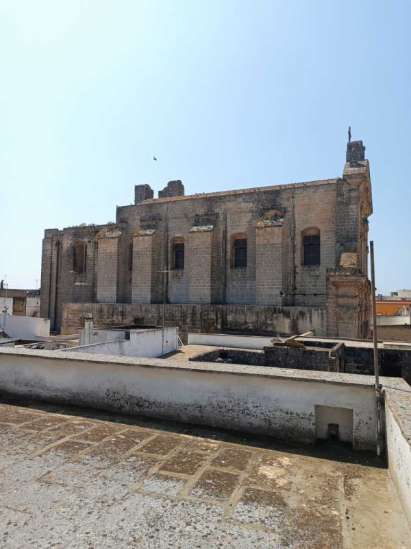 阿韦特拉纳公寓