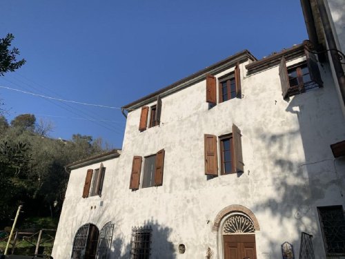 Huis in Calci