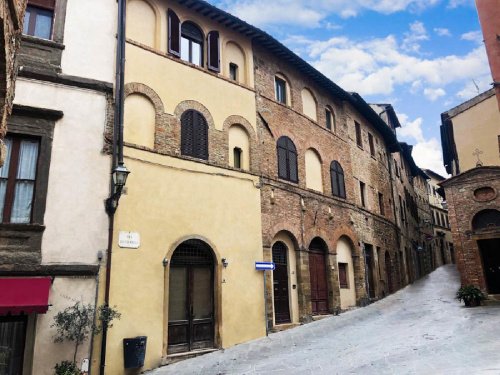 Lägenhet i Volterra