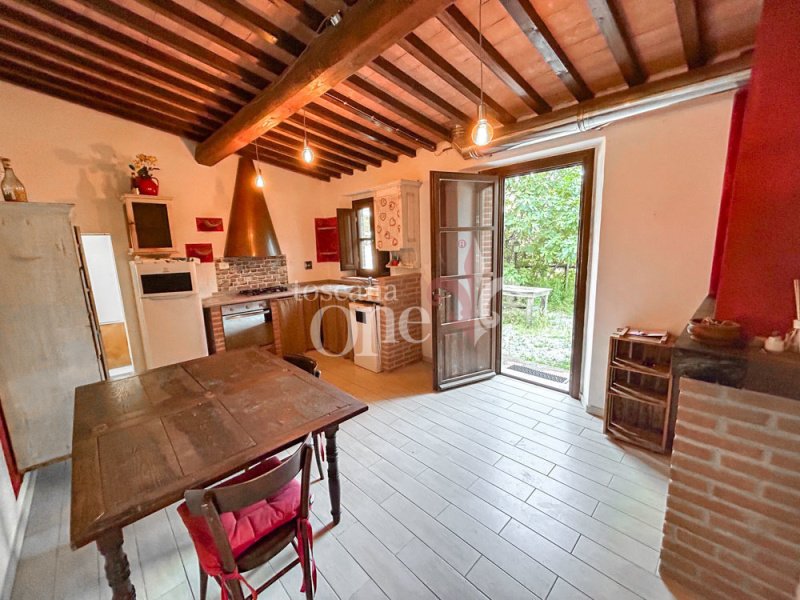 Casa semi indipendente a Castelnuovo di Val di Cecina