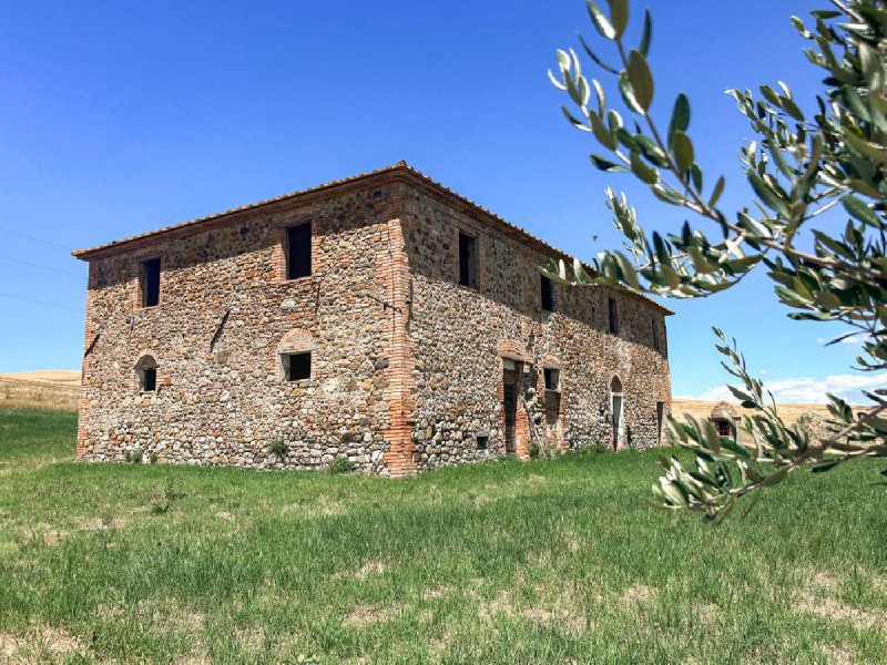 House in Lajatico