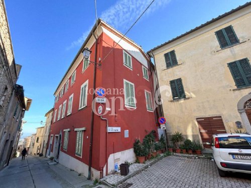 Lägenhet i Casciana Terme Lari