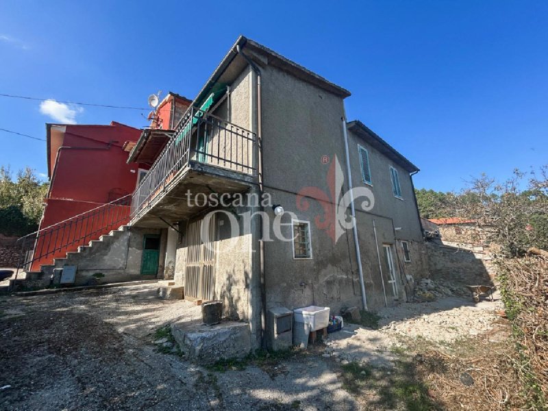 基安尼半独立房屋