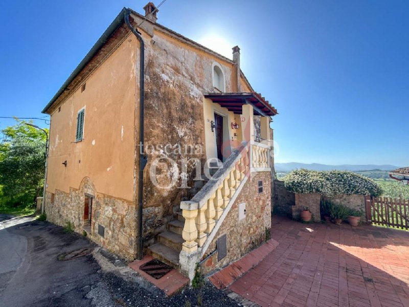 Apartment in Casole d'Elsa