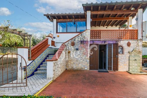 Hus i Crespina Lorenzana