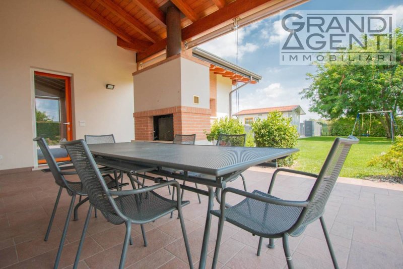 Villa en Villa Bartolomea