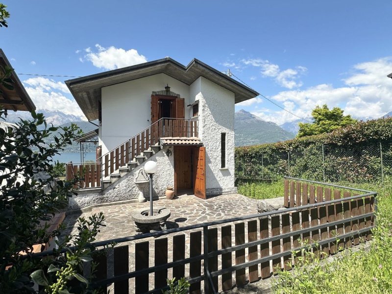 Detached house in Colico