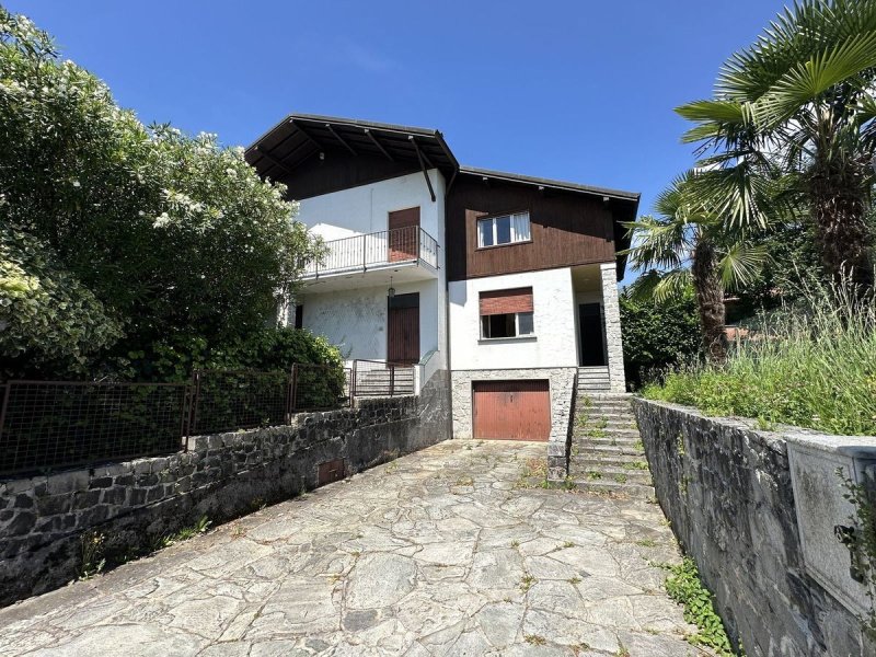 Villa en Gravedona ed Uniti