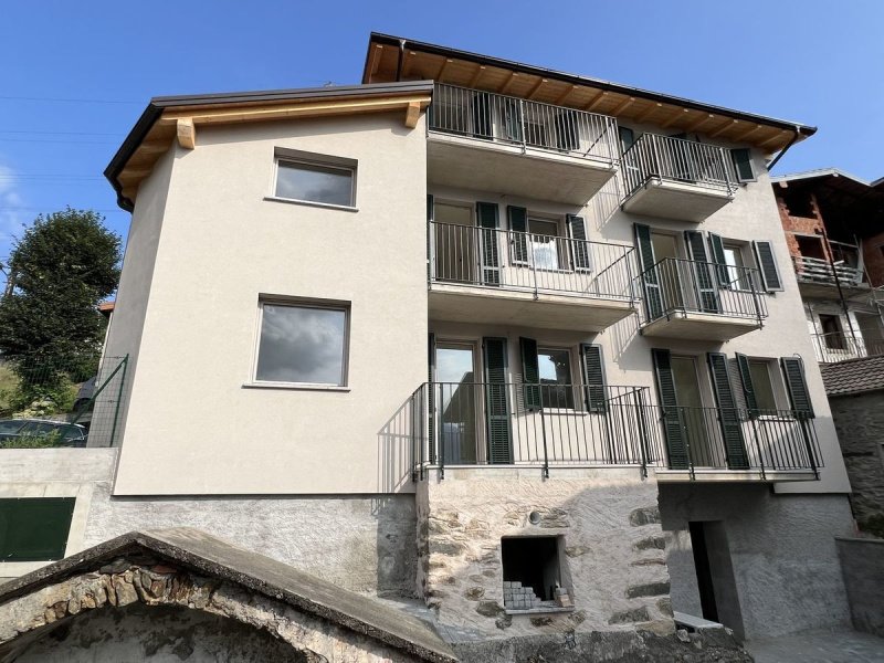 Self-contained apartment in Dongo