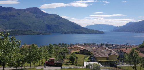 Fristående lägenhet i Domaso