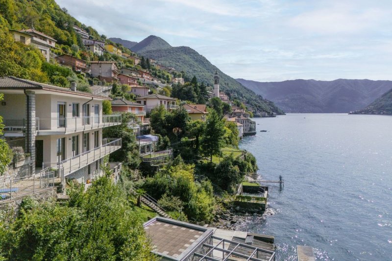 Villa in Nesso