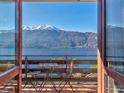 Таунхаус в Дорио