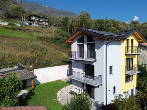 Fristående lägenhet i Gera Lario