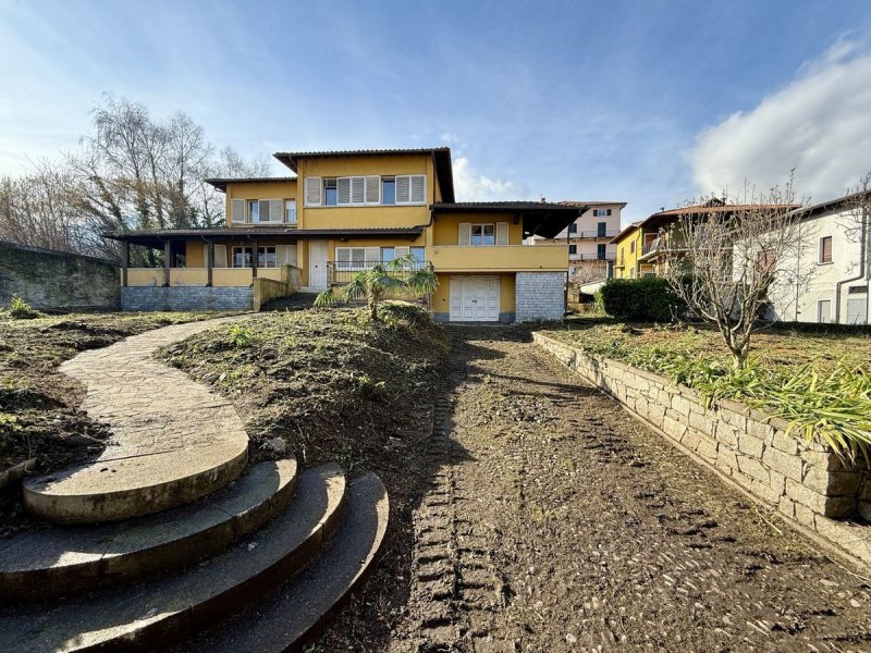 5 Bedrooms Villa for sale in Gravedona Ed Uniti [795955] | Gate-away®