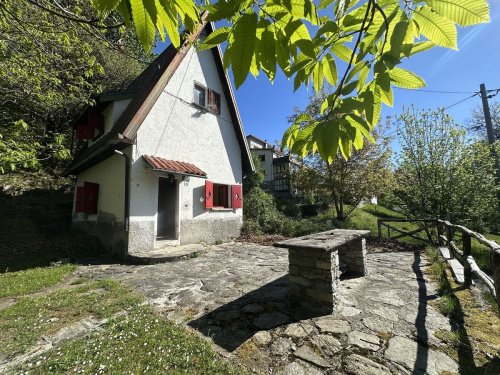Detached house in Gravedona ed Uniti