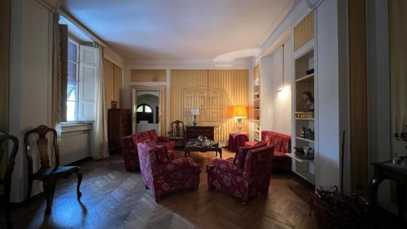 Apartamento em Lucca