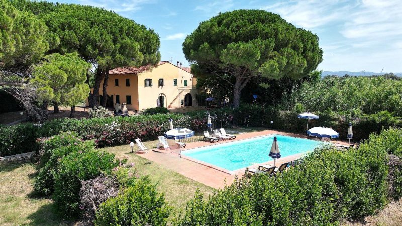 Farmhouse in Cecina