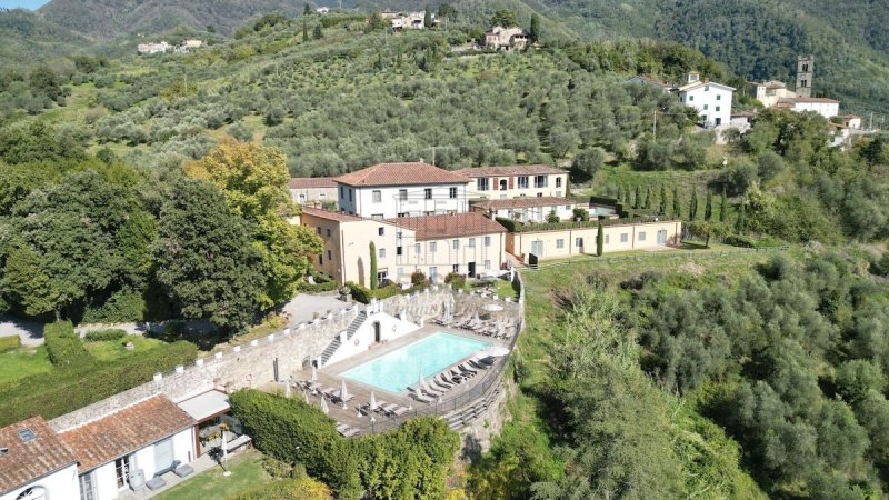 Klein huisje op het platteland in Capannori