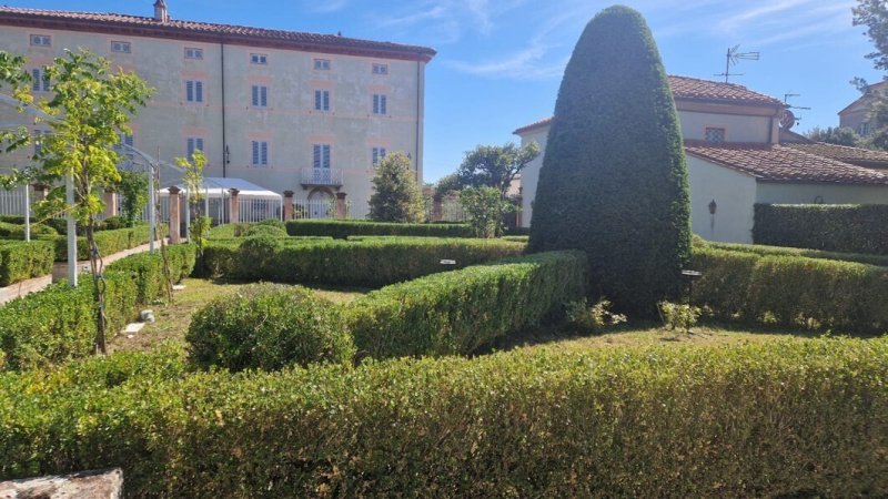 Villa in Lucca