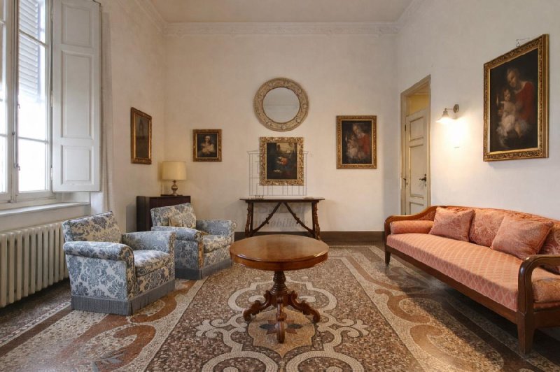 Apartment in Lucca