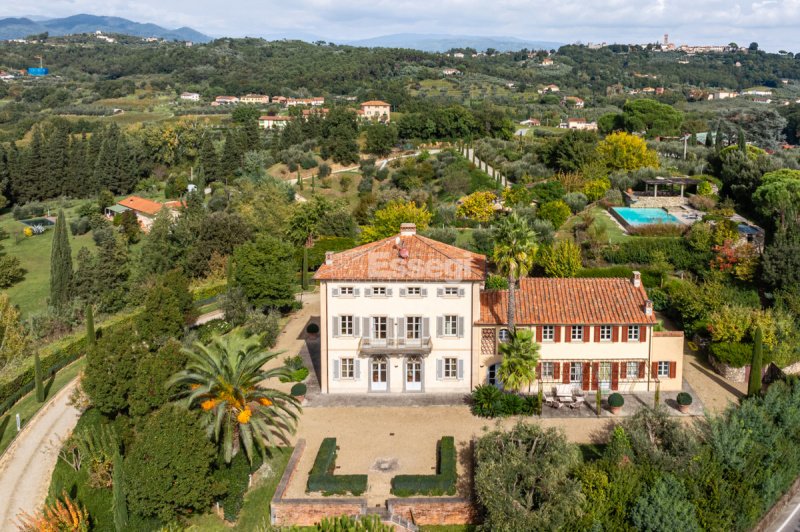 Villa in Montecarlo