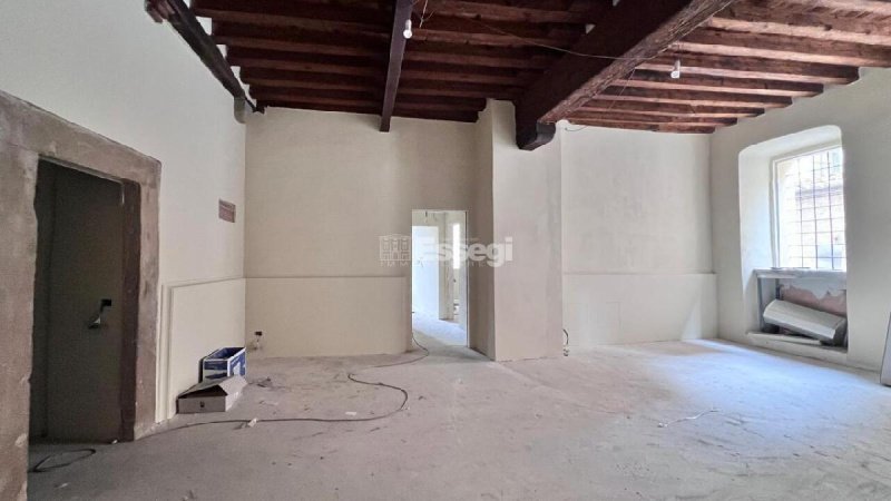 Apartamento em Lucca