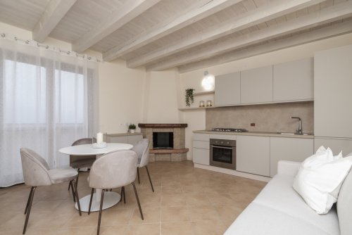 比亚恩扎诺公寓