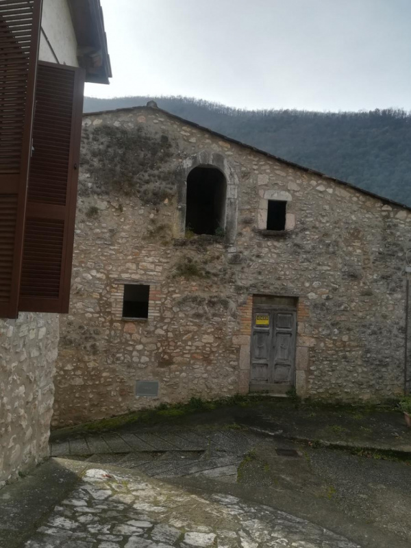 Semi-detached house in Arrone