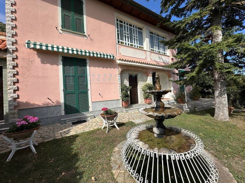 Villa en Alassio