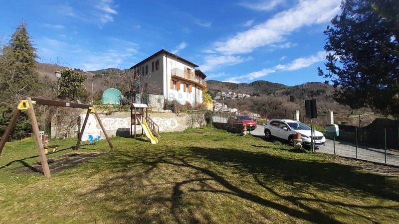 Detached house in Cosio di Arroscia