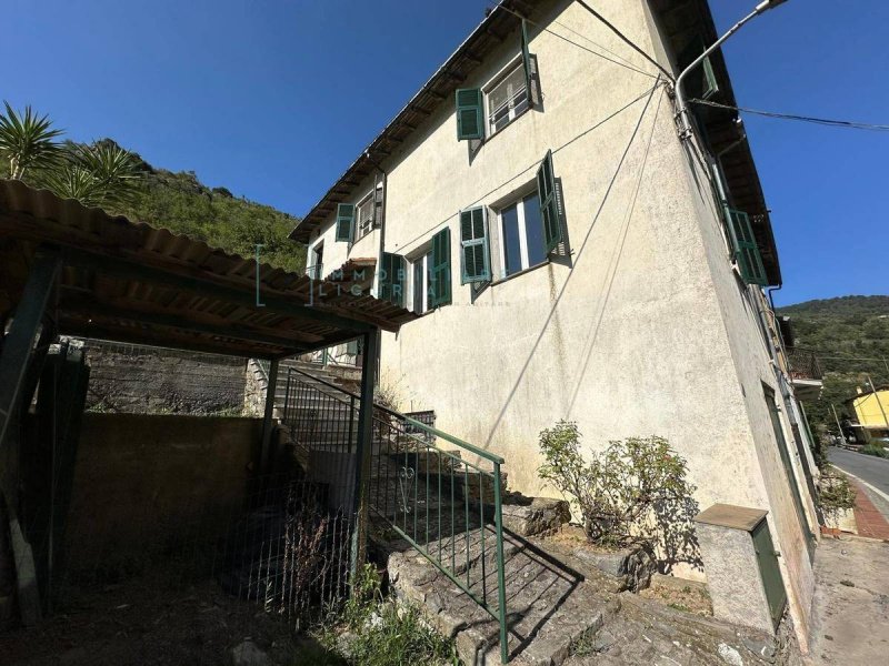 Huis in Castelbianco