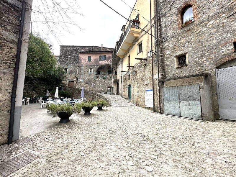 Casa en Castelvecchio di Rocca Barbena