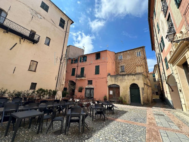 Apartamento em Albenga