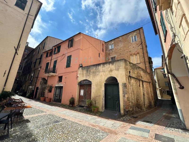 Wohnung in Albenga