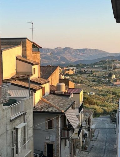 Casa en Cianciana