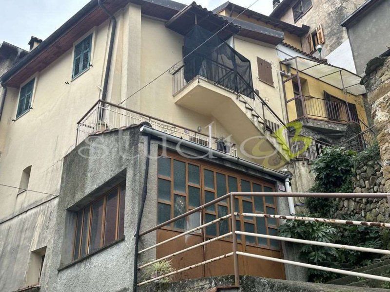 Casa geminada em Ventimiglia
