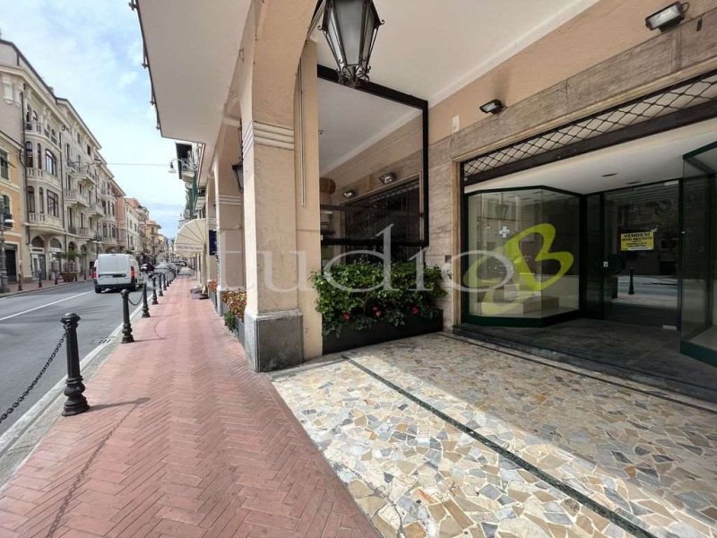 Inmueble comercial en Bordighera