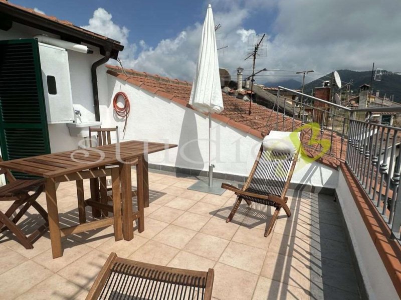 Semi-detached house in Perinaldo