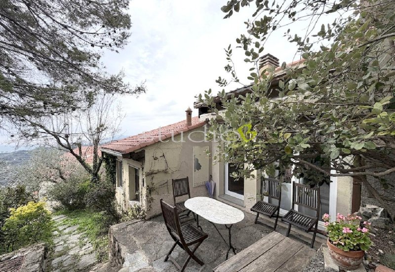 Casa indipendente a Seborga