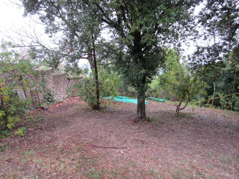 Сельский дом в Фратте-Роза