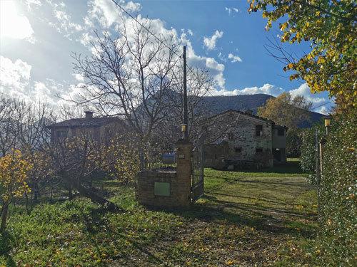 Casa di campagna a Serra San Quirico