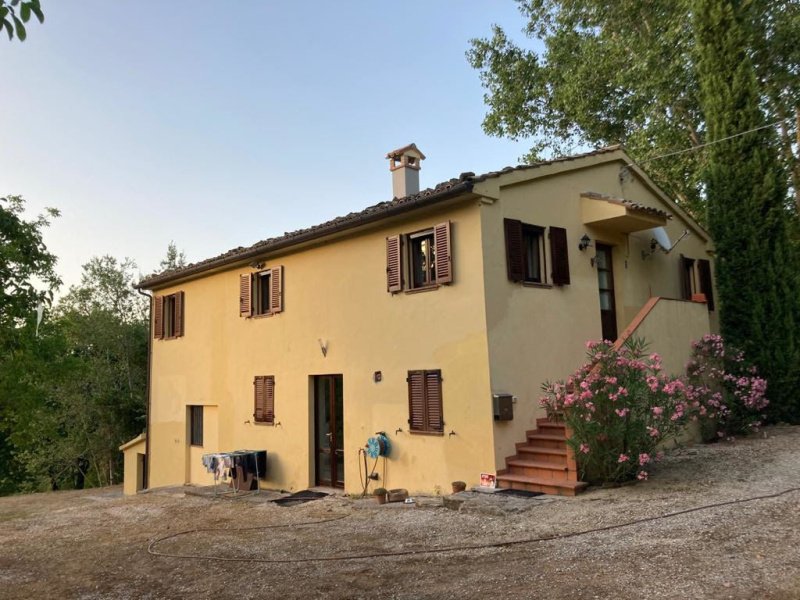 Casa de labranza en Cupramontana