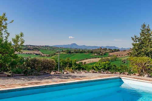 Casa di campagna a Ostra