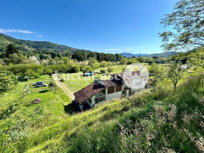 Vrijstaande woning in Lucca