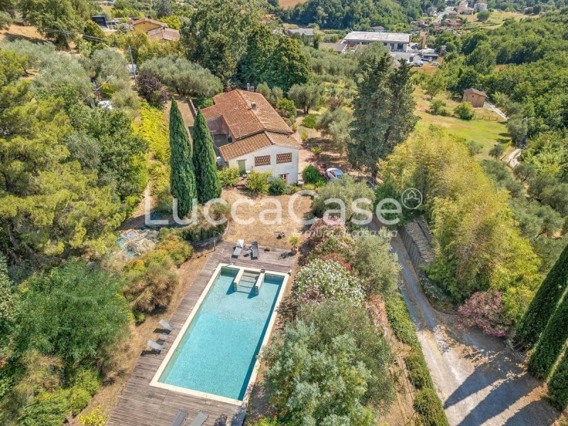 Отдельно стоящий дом в Капаннори